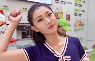 AISS爱丝(黄金版) – 当机械师遇见索菲，在线美图带来的意外惊喜！