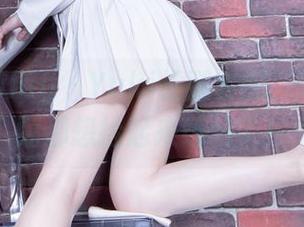 Beautyleg – Yuki长腿套图,连我的懒癌都想捡起来练习了!