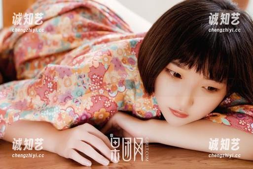 GIRLT果团网 - 好看的松果儿眼镜，图库下载真的是太耿直了