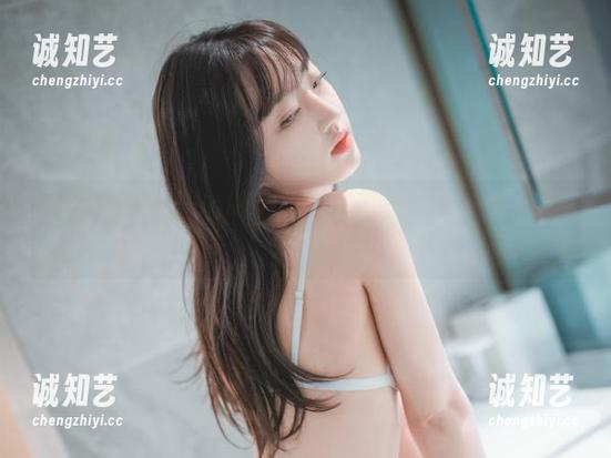 没出门的理由：HaNari(하나리)居家写真，随时下载不断电！