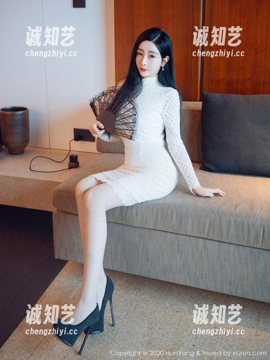 HuaYang花漾-艾栗栗栗栗栗栗吖 HuaYang花漾 - “艾栗栗栗栗栗栗吖的浴室写真资源:被水花溅了脸也无所谓”——这就是洗澡的真实写照啊!