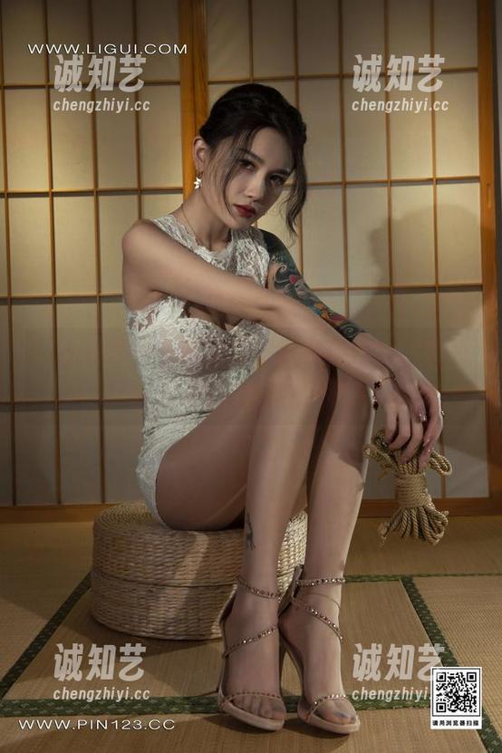 Ligui丽柜 - 谁说御姐只有攻气？左左的这套资源会让你重新定义！