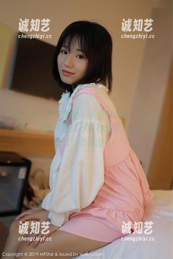 MFStar模范学院-小奶瓶呜呜 MFStar模范学院 - 小奶瓶呜呜:黑色作品集,谁说黑色就不能有温暖??看看她怎把黑色玩出花!
