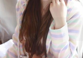 MFStar模范学院 – 姐姐的写真：白子嫣nicky，光影之间的俏皮瞬间