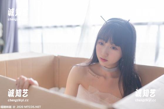 私拍还是画报？喵糖映画的蓝色女仆图集给你的感觉真是……微妙