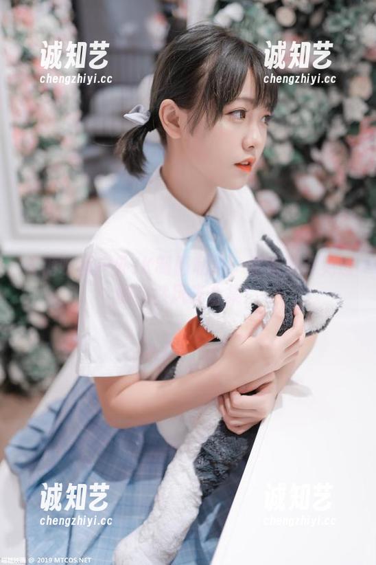 喵糖映画户外JK制服私拍：你绝对没见过的自然风光合集！