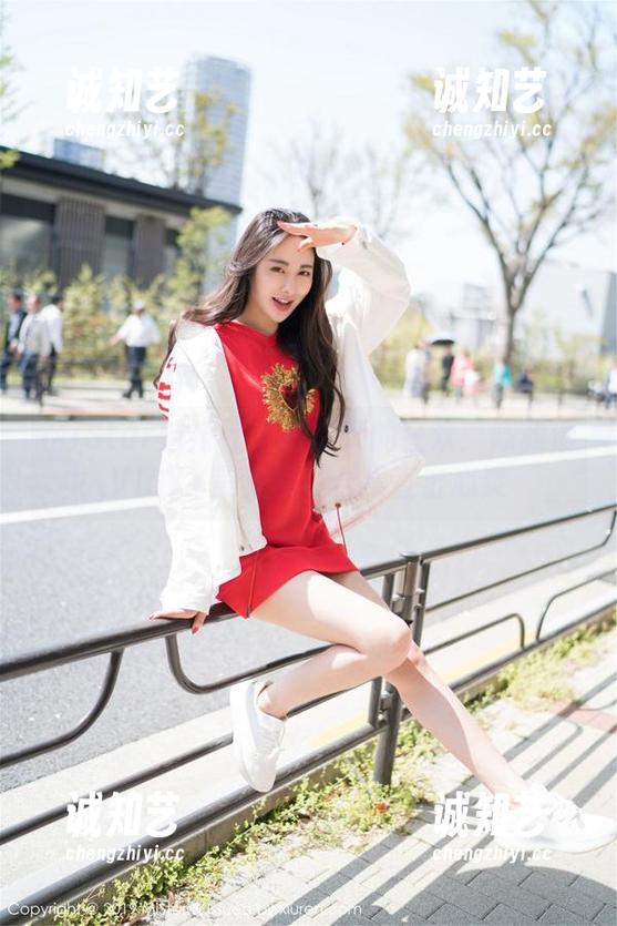 MiStar魅妍社-陈雅漫VICKY MiStar魅妍社 - 摄影师的狂欢:陈雅漫VICKY美足写真合集直击心灵