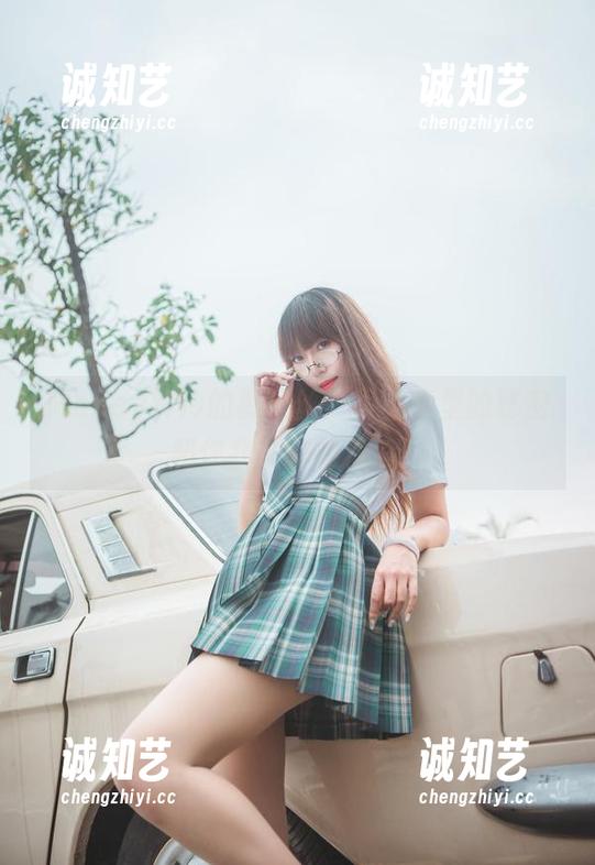 Money冷冷的裤里丝：写真集里的秘密和你我共有的冷静！