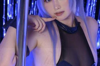 PAKI草莓酱的黑白自由行:在单色调中品味生活的滋味!