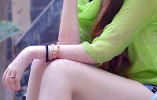 PANS写真 – 白丝诱惑:佳钰私房图片中的那些不为人知的瞬间