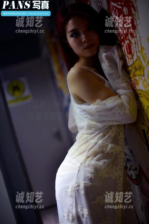PANS写真 - 她在镜头前：咖喱新模试镜高清写真集，真实到让你心动