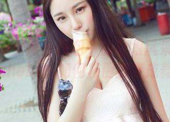 TGOD推女神 – 图包中的厨娘风采：歆小兔chobits如何将厨房变成舞台