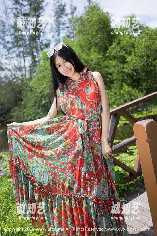 TGOD推女神 - 美图集：莫雅淇的校服私拍，仿佛时光旅行到十七岁！