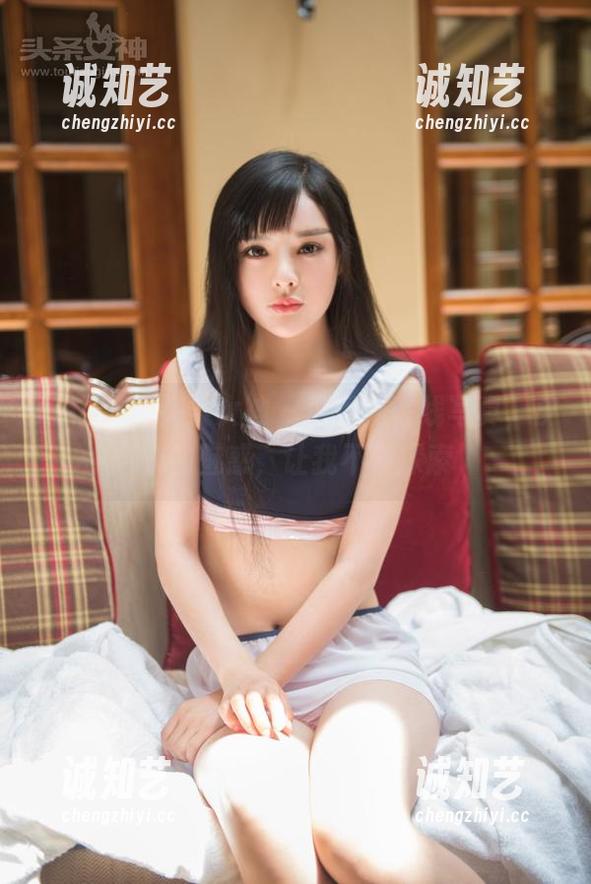 TouTiao头条女神 - 信悦儿在线写真，皮衣的魅惑，让我不断探索
