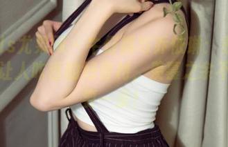 UGirls尤果网 – 牛仔裤与乔依琳：私房美图，让人咋舌的好身材，羡慕之余不禁想要一条！