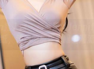 Xiuren秀人网 – 高清黑丝Jennifer小若壁纸,让你的屏保也跟上潮流!