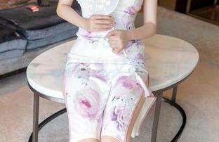 Xiuren秀人网 – vetiver嘉宝贝儿的全套写真剧情,难道我又被她的魅力吸引了?