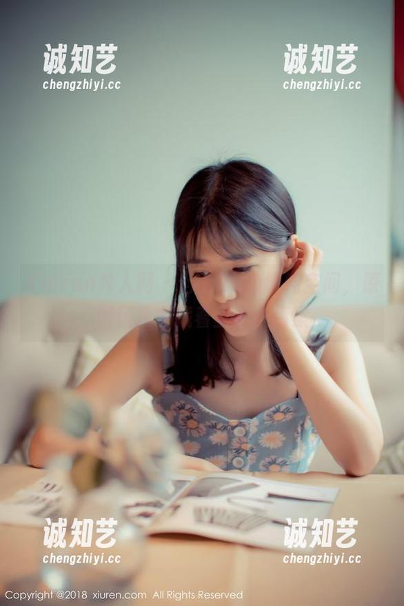 Xiuren秀人网-七七kiko Xiuren秀人网 - 七七kiko清纯空间,原图精选中藏着些许小情愫