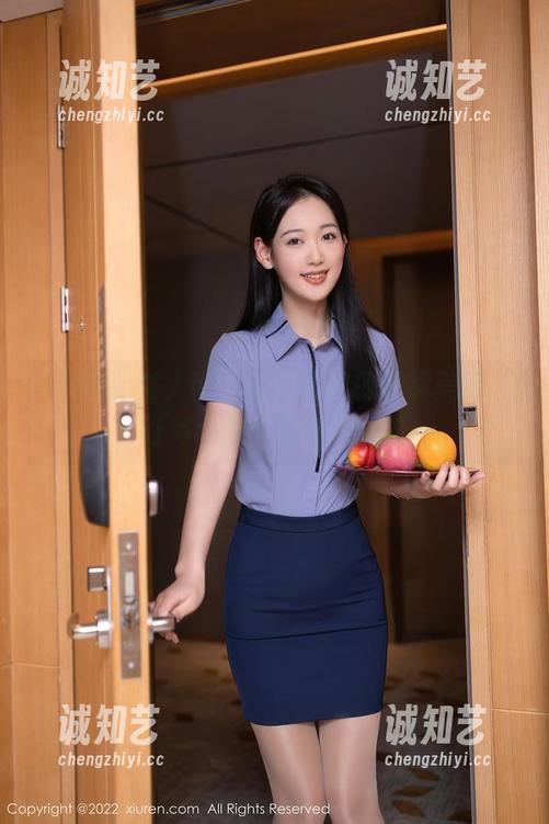 Xiuren秀人网-小肉肉咪 Xiuren秀人网 - 小肉肉咪的眼镜美图,让每个细节都动人心弦