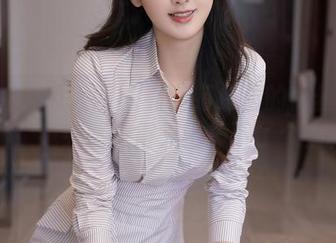 Xiuren秀人网 – 看到萌白酱的白丝写真图册，我突然觉得天上掉下了个仙女！