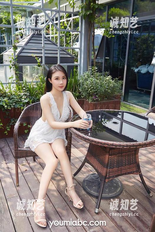 YouMi尤蜜荟 - 最新的小KK写真，女神的秘密花园
