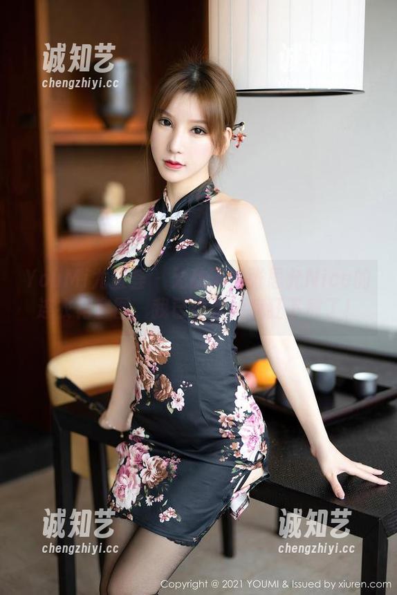 YouMi尤蜜荟 - 无敌了！张思允Nice的连衣裙套图，我已经开始疯狂下载了！