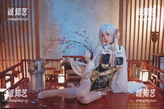 aqua水淼的蕾丝高清作品，让人咋舌的美感