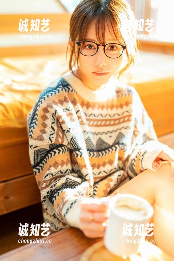 想要知道いくみ(育美)的连体衣为什么这么火？来看看她的高清写真吧！