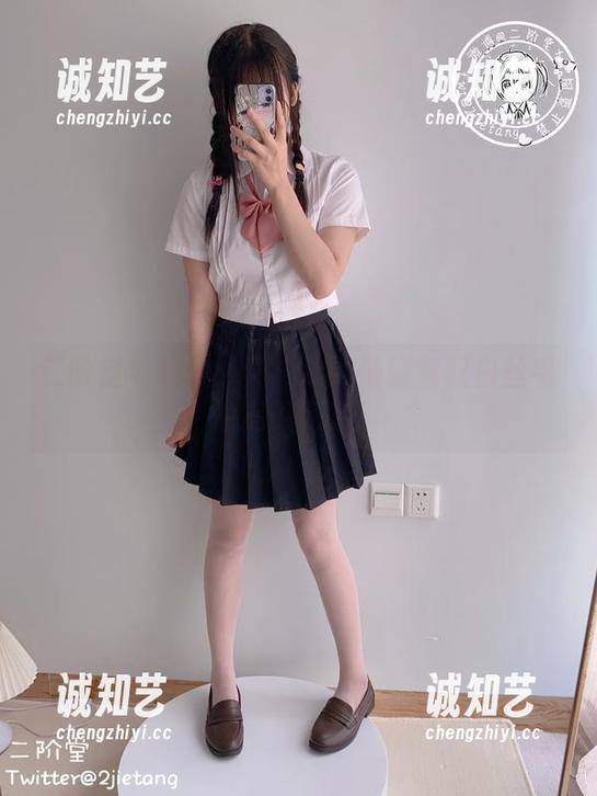 二阶堂宅绘子：你见过的最能驾驭白丝毛衣高清写真！