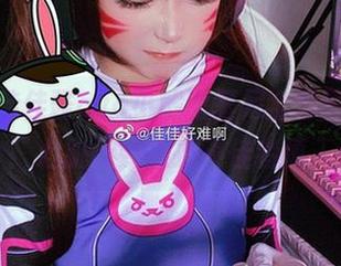 稍等!佳佳酱ovo小熊比基尼全套图包,简介:心脏承受能力不佳者慎入!