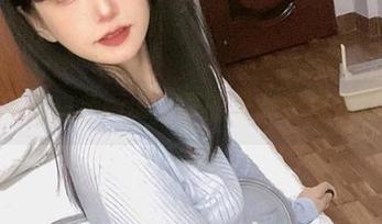 倦倦喵白色cos,真的是光影魔法吗?