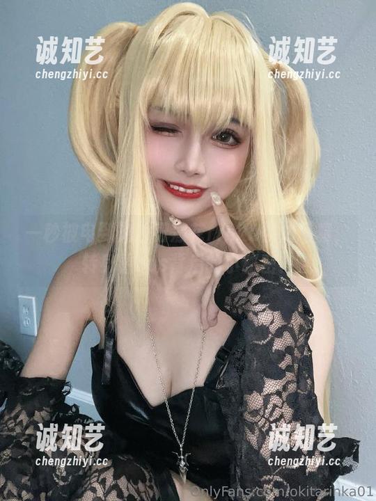 一秒被电到的冲田凛花rinka御姐写真，转身看cos背后的小秘密！