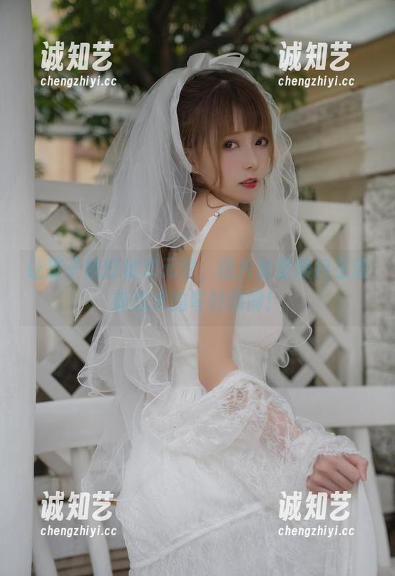 让凛子酱打破次元壁，图片资源横扫玉藻前忠犬的奇妙瞬间！
