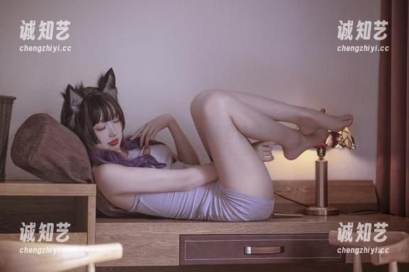 刺青Poi全新水手服图册，来看看到底有多‘出格’
