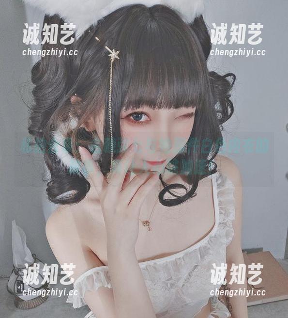 私拍合集：名赖弥七与她那件白色内衣的故事，真让人心跳加速！