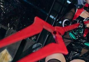 秘密写真资源揭秘：咬人小小兔在暗影中的诱惑