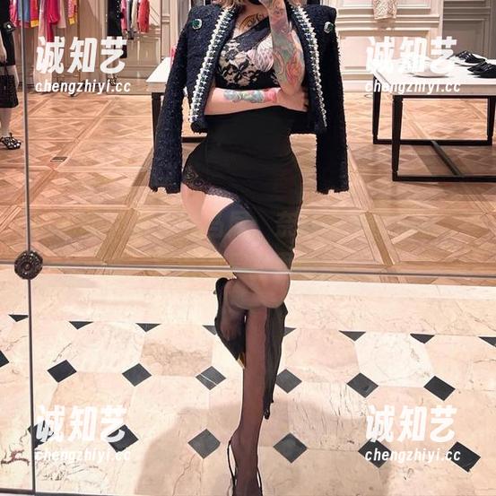 微密圈 - 恋上双马尾：奈斯希希的图包，青春气息扑面而来