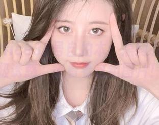 奈汐酱Nice31号自拍本：黑网衣控的终极诱惑，来看看这组图片！