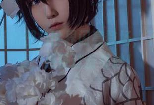 妖君白研的凹凸世界闪亮登场,下载写真集,感受这份奇妙!