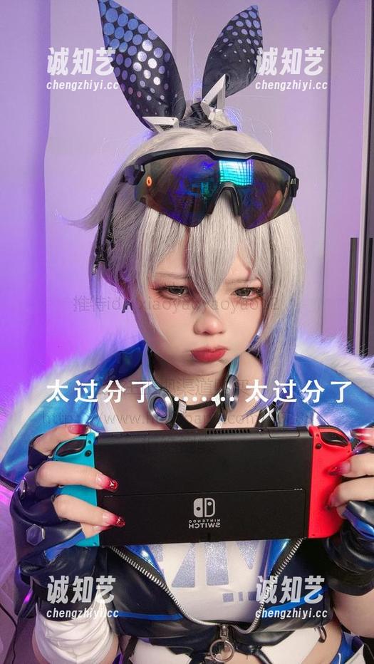 哇塞！小瑶幺幺白露自拍版——这个高清写真让人忍不住多看几眼。