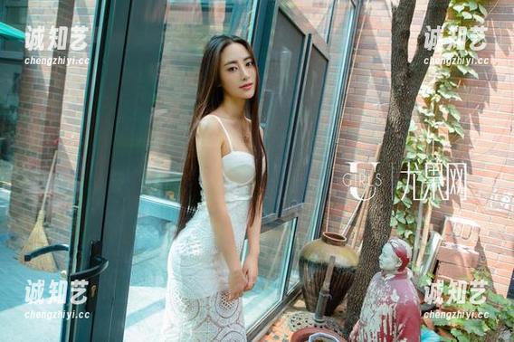 尤果网-Wendy 尤果网 - Wendy校服,观看着青春的呢喃,心在跳