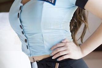 尤蜜荟 – 打卡允尔的连衣裙,分享这些高清美图的每个细节!
