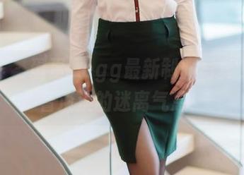 尤蜜荟 – 蛋蛋_egg最新制服写真，散发着淡淡的迷离气息！