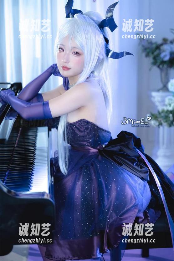 弥美Mime写真大揭秘：在碧蓝的海洋与天狼星之间