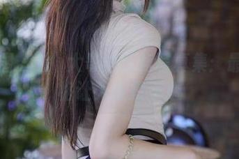 微密圈 – 徐珺大哥的短裙写真集：最新风格让人捉摸不透