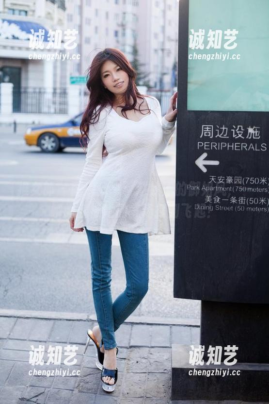 推女郎 - 图库分享：赵纹清的御姐风，一瞬间就被她的气场打到飞起！