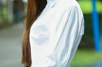 推女郎 – 发现黄可的最新礼服图包，瞬间被她的气质与风格征服！