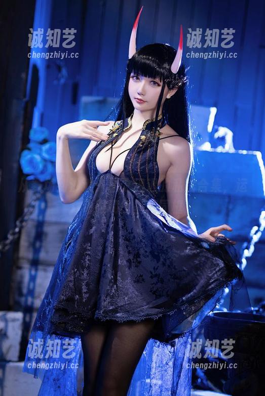 从赛场到沙滩：星之迟迟的私房合集，运动服和比基尼同框