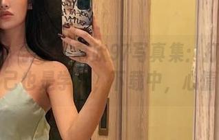 微密圈 – 学姐李嘉欣97写真集:打开瞬间感觉自己也是学姐,下载中,心情飞扬!