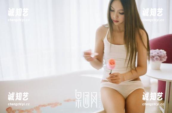 果团网 - 龚玥菲带你自拍：精选写真集，别说我没告诉你！